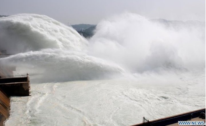 Đập lớn thứ 2 của Trung Quốc xả lũ 19 ngày liên tiếp - 4