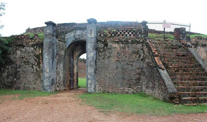 Bên trong đấu trường mãnh thú độc nhất vô nhị còn tồn tại ở Việt Nam có gì? - 2