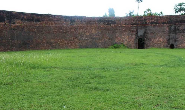 Bên trong đấu trường mãnh thú độc nhất vô nhị còn tồn tại ở Việt Nam có gì? - 4