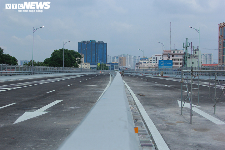 Cận cảnh đường vành đai 2 trên cao giải tỏa 'nút thắt cổ chai' Trường Chinh - 4