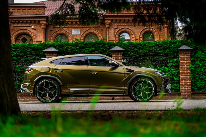 Lamborghini Urus siêu ngầu sau khi được độ - 10