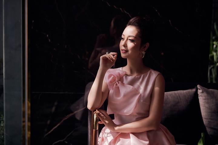 Jennifer Phạm: 'Chồng tôi không phân biệt con chung, con riêng' - 6