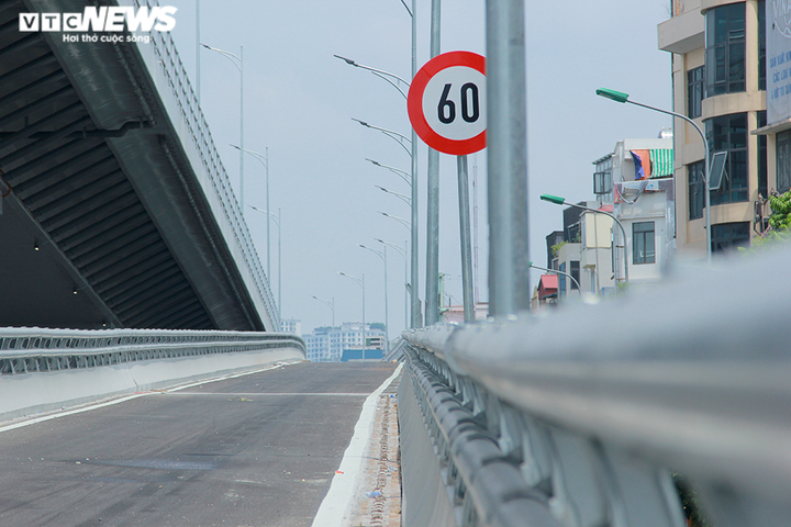 Cận cảnh đường vành đai 2 trên cao giải tỏa 'nút thắt cổ chai' Trường Chinh - 9