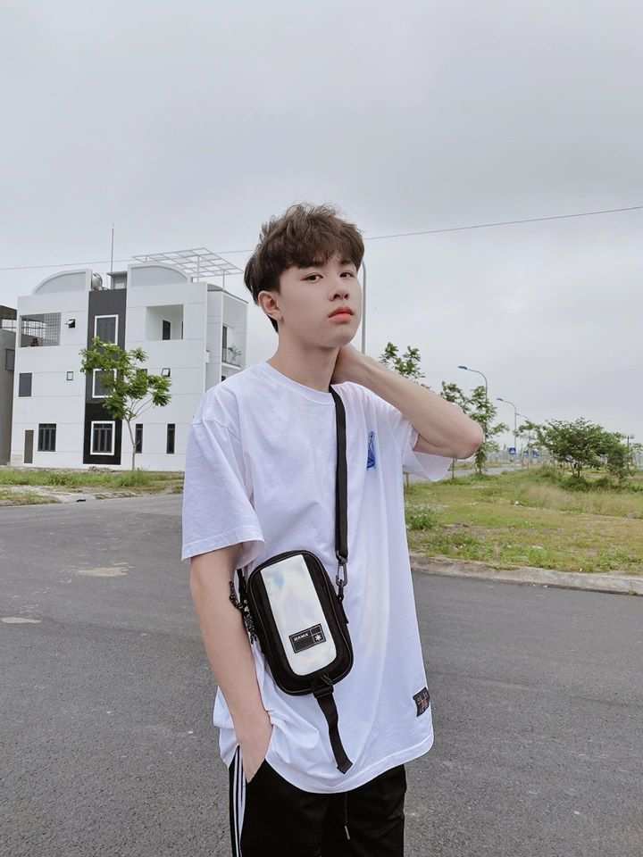 10X điển trai được mệnh danh 'hotboy ôm mèo' khiến dân mạng mê mệt - 4