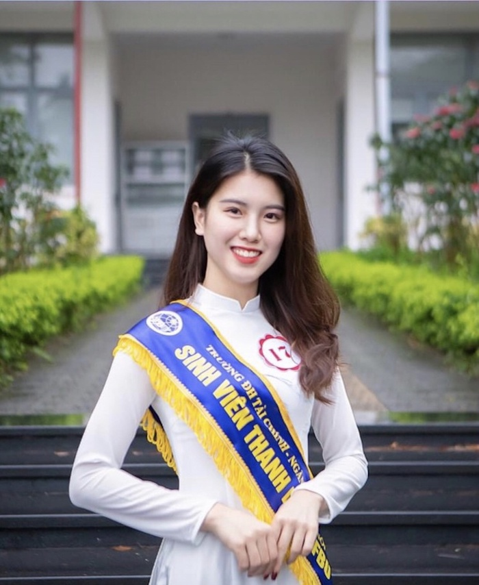 Hoa khôi 10X Đại học Tài chính - Ngân hàng Hà Nội đam mê kinh doanh - 5