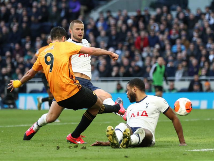 Man Utd, Chelsea, Leicester City nghẹt thở tranh vé dự Champions League - 3