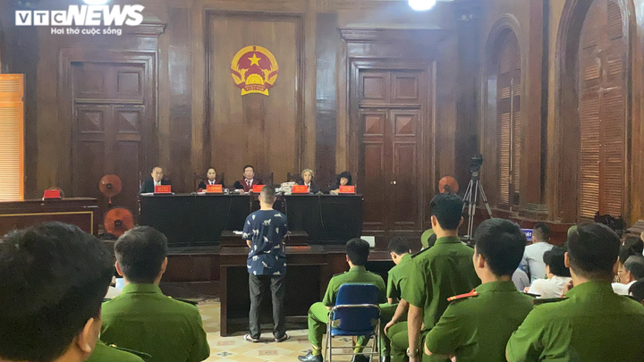 Nói lời sau cùng, Văn Kính Dương xin lỗi hot girl Ngọc 'Miu' và cảm ơn vợ cũ - 2