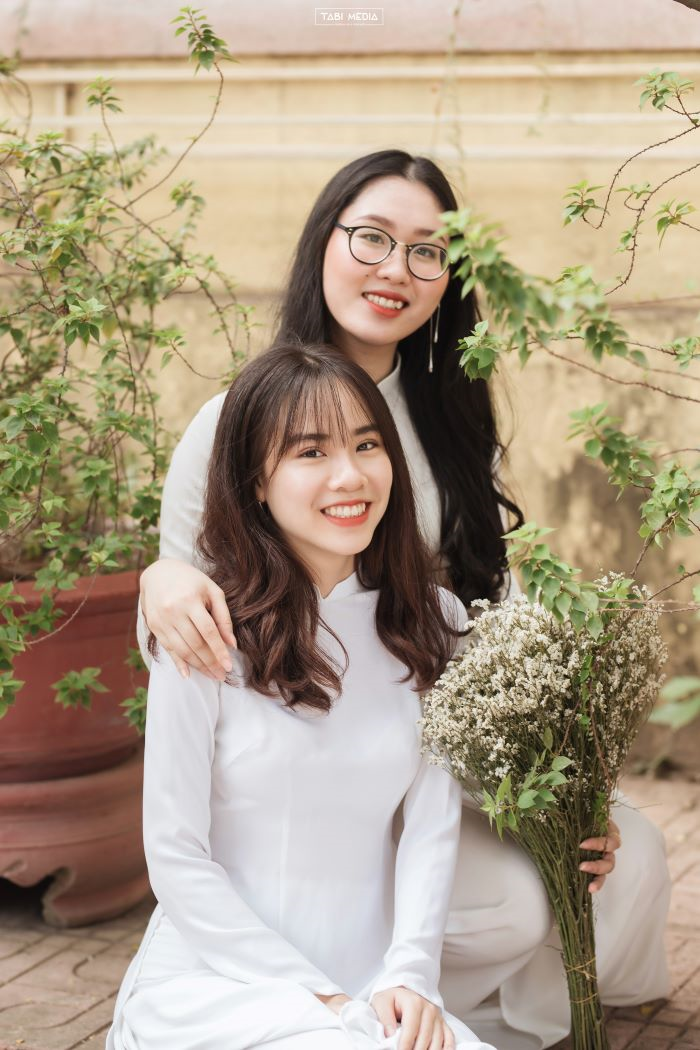 Ảnh: Vẻ đẹp thướt tha của nữ sinh THPT Việt Đức trong tà áo dài - 9