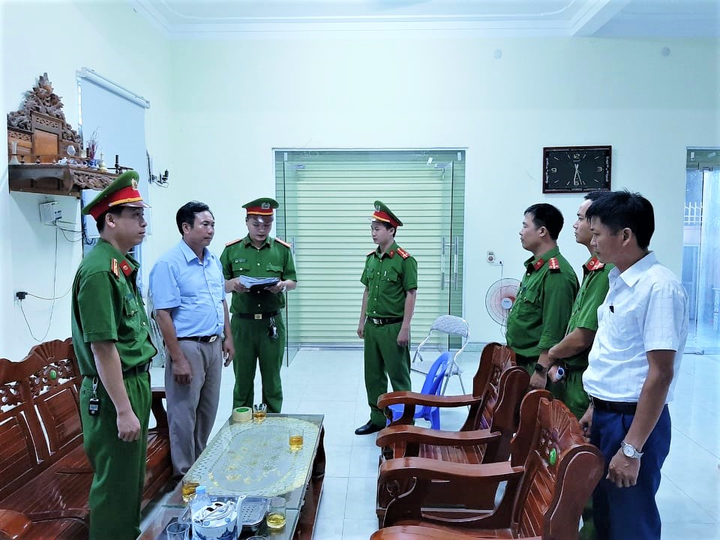 Bắt giám đốc doanh nghiệp ở Nghệ An liên quan đề án trăm tỷ hỗ trợ dân tộc Ơ Đu - 1