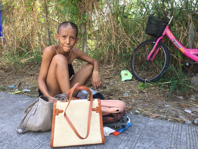 Những ngày cuối đời sống ở bãi rác của sao nữ Thái Lan - 8