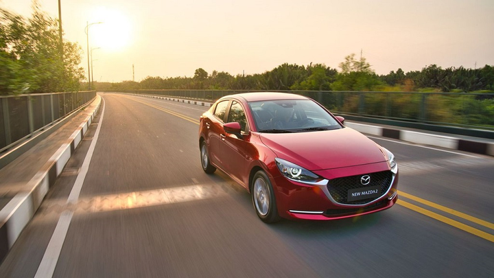 Nắng nóng đỉnh điểm, bảo vệ cả người lẫn xe thế nào cho đúng? - 1