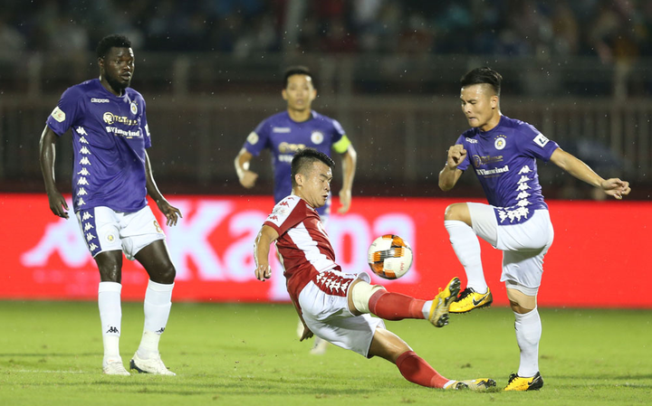 Trọng tài phá hỏng trận TP.HCM vs Hà Nội FC: Bỏ phạt đền, tước bàn thắng oan? - 1