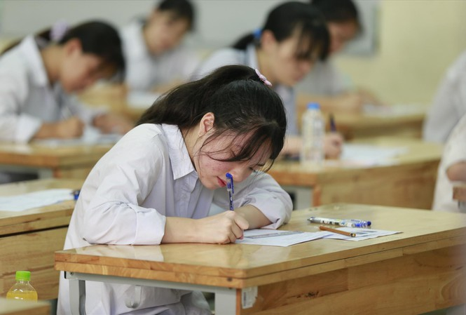 Phổ điểm thi vào lớp 10 THPT tại Hà Nội năm nay sẽ ra sao? - 1