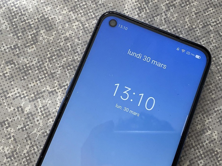 Điểm mặt 6 điện thoại thông minh, sang trọng nhưng giá cả bình dân - 5