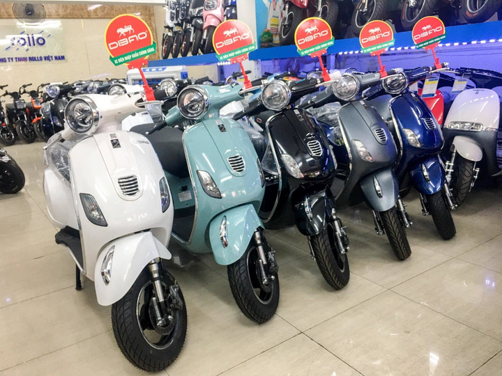 Xe máy điện đẹp như xe tay ga, giá rẻ, đắt khách - 3