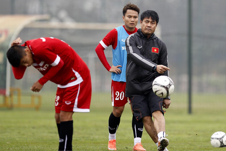 Trở lại huấn luyện sau 3 năm, Hữu Thắng sẽ giúp CLB TP.HCM thăng hoa? - 2