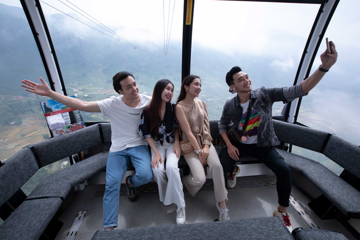 Mua vé cáp treo Fansipan được tặng buffet trưa hấp dẫn - 1