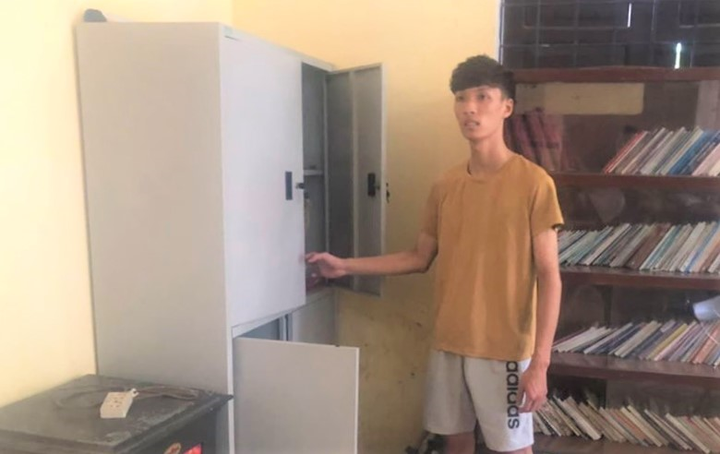 Bắt kẻ chuyên đột nhập cơ quan Nhà nước trộm 300 triệu đồng - 2