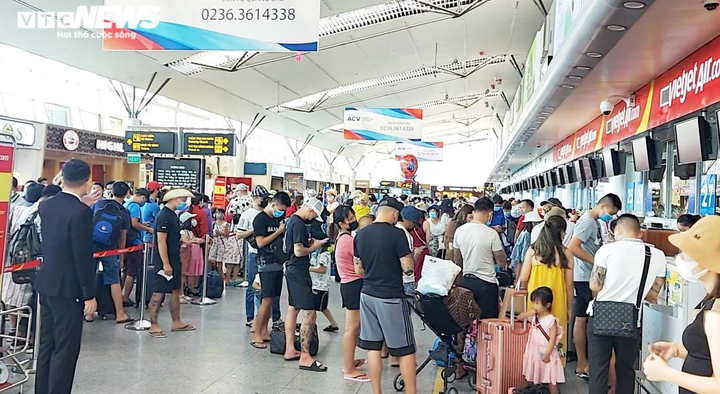 Người Đà Nẵng trước giờ giãn cách xã hội theo Chỉ thị 16 - 7