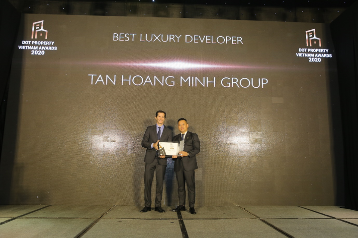 Tân Hoàng Minh lập hattrick giải thưởng lớn tại Dot Property Vietnam Awards 2020 - 1