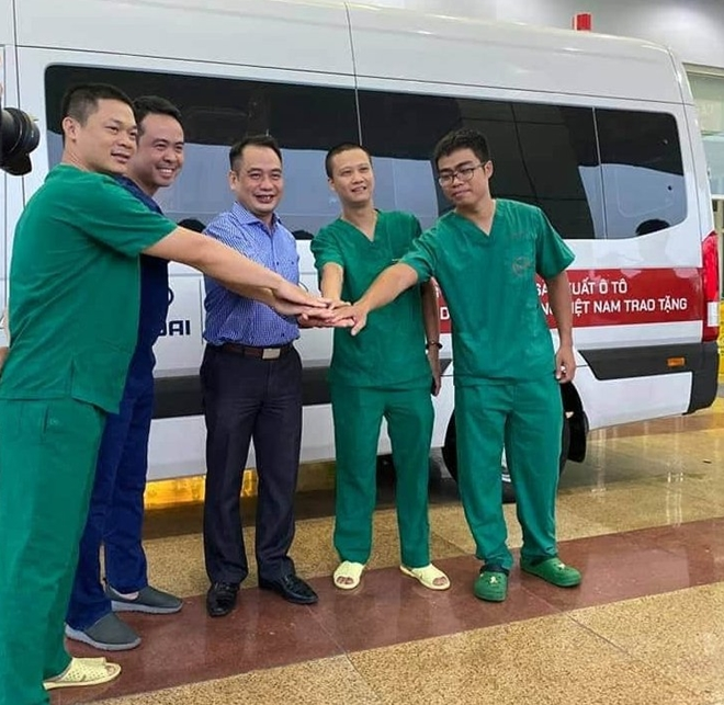 Y bác sĩ Việt sẵn sàng 'cuộc chiến mới' đón 120 người mắc COVID-19 về nước - 4