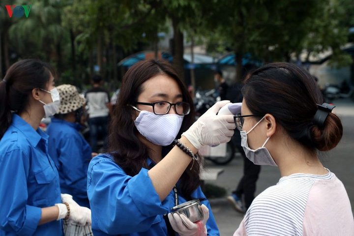 Trường đại học yêu cầu sinh viên đang ở Đà Nẵng, Quảng Nam không đến trường - 1