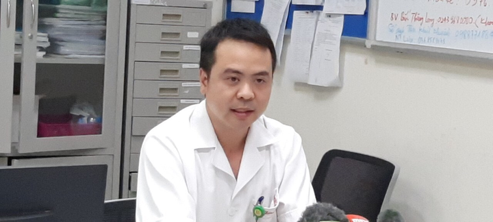 Y bác sĩ Việt sẵn sàng 'cuộc chiến mới' đón 120 người mắc COVID-19 về nước - 2