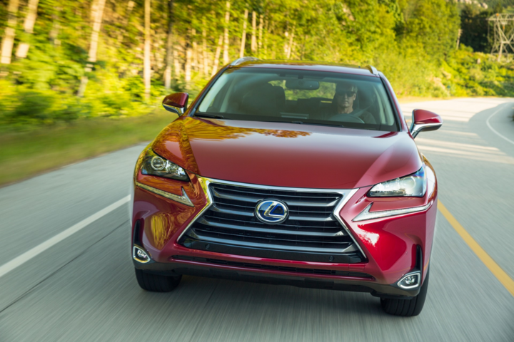 Mẫu xe SUV cỡ nhỏ Lexus NX ra mắt phiên bản kỷ niệm sinh nhật 6 năm - 1