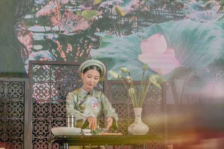 Hoa khôi Đại học Huế giỏi tiếng Anh, ước mơ làm cô giáo - 9