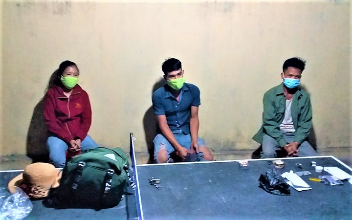 Bộ đội biên phòng Nghệ An tuần tra thâu đêm, ngăn nhập cảnh trái phép - 13