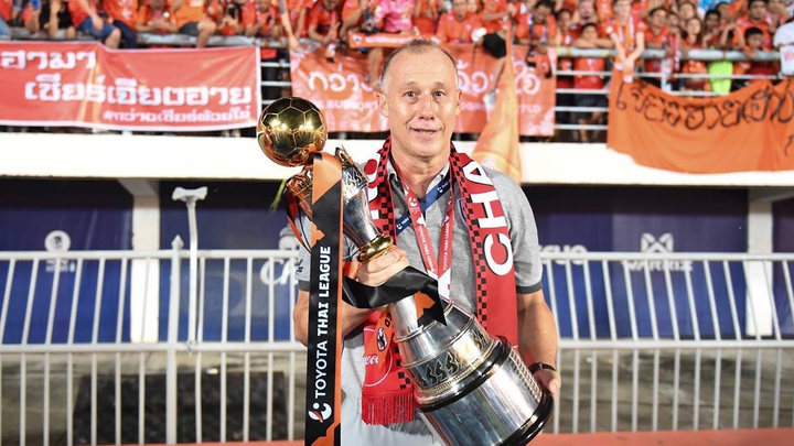 Người có thể thay thế HLV Chung Hae Seong ở CLB TP.HCM tài năng cỡ nào? - 1