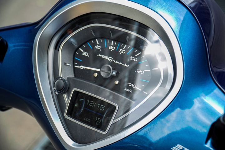 Yamaha Grande có xứng danh 'nữ hoàng' xe tay ga tiết kiệm nhiên liệu số 1 VN? - 5
