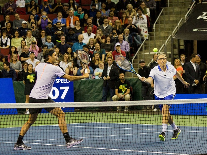 Ở nhà nhiều phòng chống COVID-19, tỷ phú Bill Gates làm gì? - 2