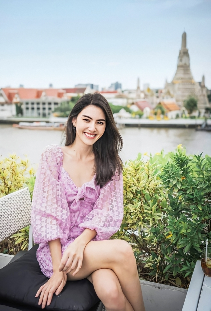 Ảnh: Nhan sắc đời thường xinh đẹp của sao 'Tình người duyên ma' - 1