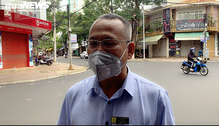 Thêm 2 trường hợp dương tính SARS-CoV-2, Đắk Lắk phong toả nhiều tuyến phố - 10