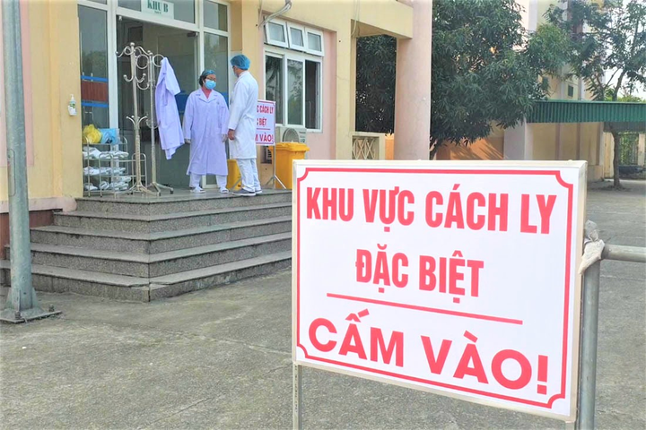 Nghệ An cách ly 3 người đi cùng xe khách với bệnh nhân 566 - 1
