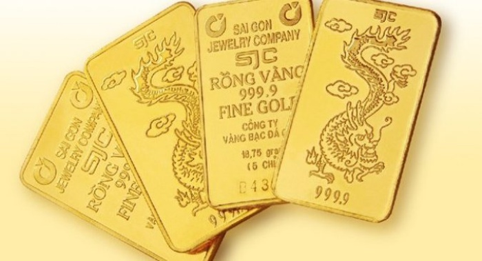 Giá vàng trong nước tăng mạnh, khoảng cách mua - bán bắt đầu thu hẹp - 1