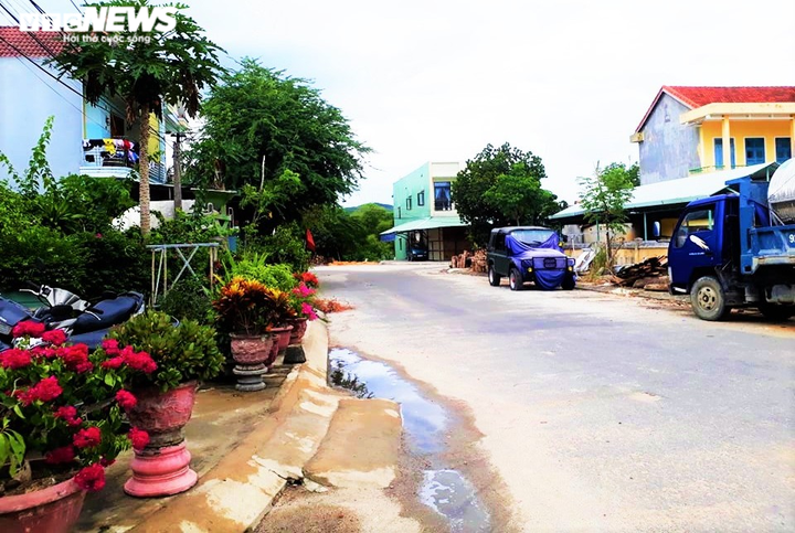 Thông báo khẩn tìm người đi cùng xe bus với bệnh nhân 622 - 1