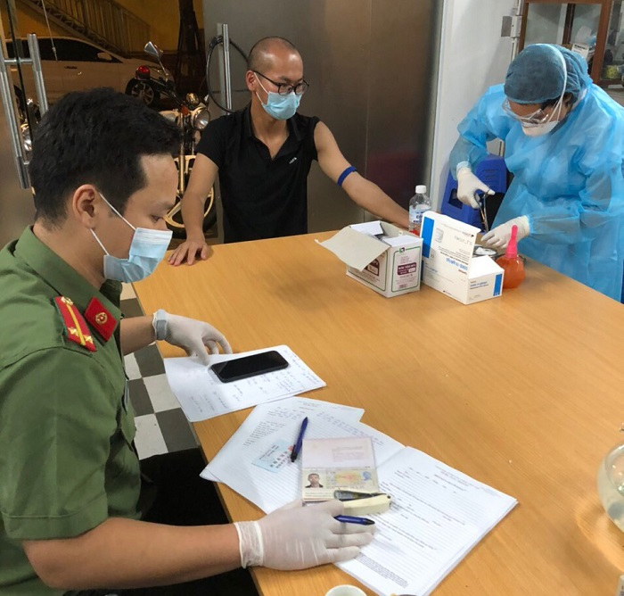 Quảng Ninh liên tiếp phát hiện người Trung Quốc nhập cảnh trái phép - 2