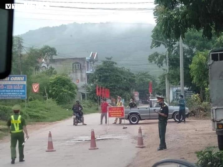 Hai mẹ con ở Bắc Giang dương tính SARS-CoV-2 - 1