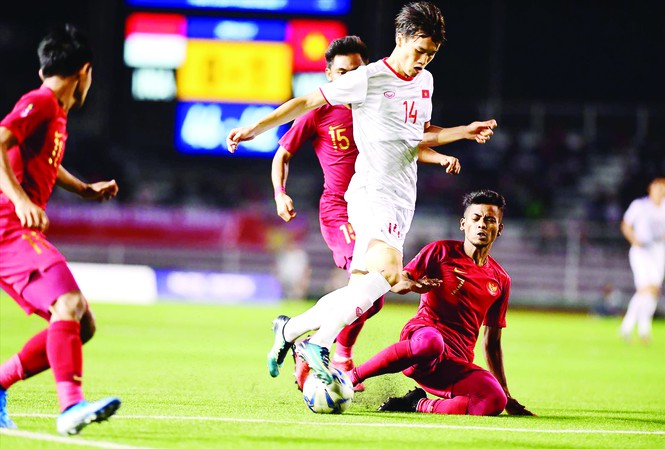 Vướng COVID-19, tuyển Việt Nam tập trung vào giữa tháng 8 - 1