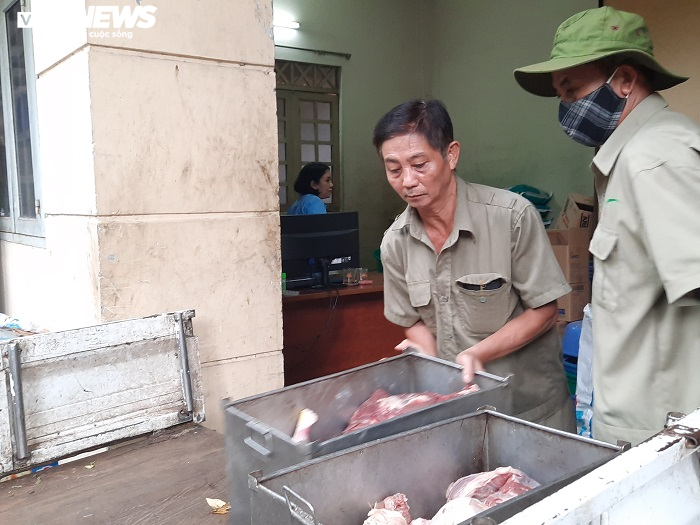 Giữa đại dịch COVID-19, thú ở Thảo Cầm Viên ăn uống thế nào? - 6