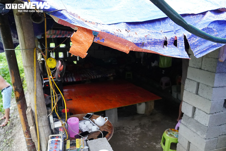 Bữa cơm chiều lạnh ngắt lúc nửa đêm của chiến sĩ cắm chốt ngăn nhập cảnh lậu - 5