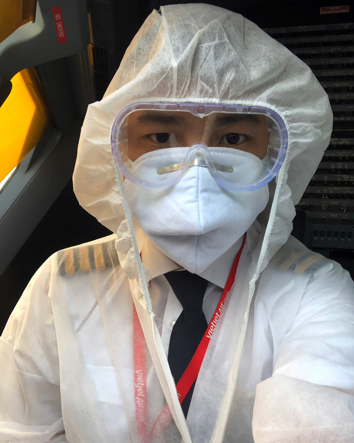 Những người hùng thầm lặng của chuyến bay hồi hương - 2