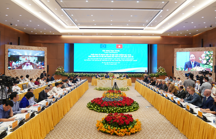 Thủ tướng: Đại bàng hay chim sẻ sẽ cùng đi trên cao tốc EVFTA - 3