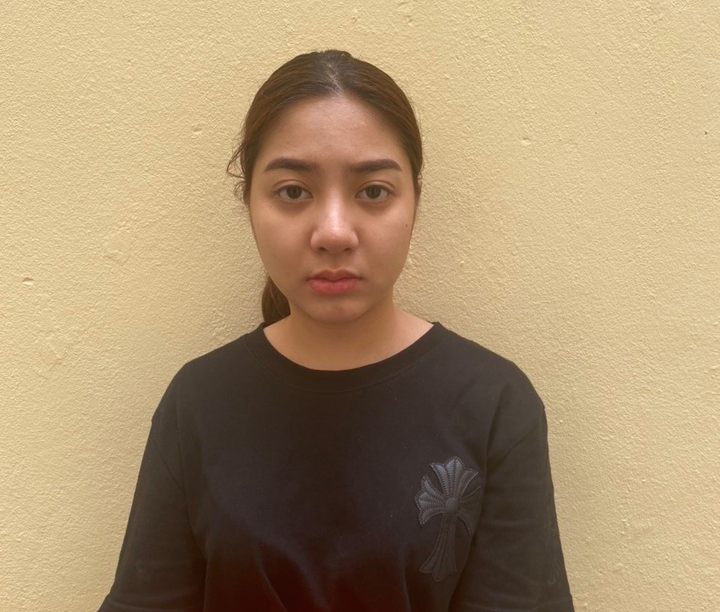 Bắt quả tang nam HLV thể hình bán dâm gần 20 triệu đồng/lượt - 1