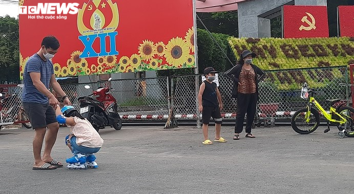 Ảnh: Công viên ở TP.HCM dừng hoạt động để phòng, chống COVID-19 - 7