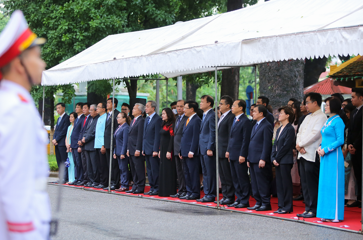 Lễ thượng cờ kỷ niệm 53 năm Ngày thành lập ASEAN - 2