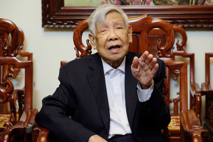 Nguyên Tổng Bí thư Lê Khả Phiêu: Trái tim còn đập thì còn cống hiến cho non sông - 1