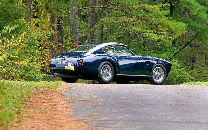 Top 10 mẫu xe đẹp nhất mọi thời đại - 3